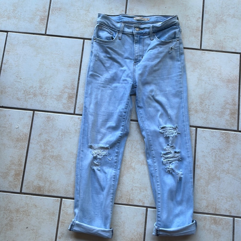 Levi’s 724 light gently used crop jeans